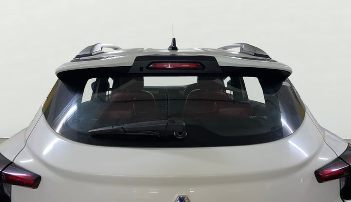 2022 Renault Kiger RXT (O) MT, Petrol, Manual, 25,156 km, Rear Windshield