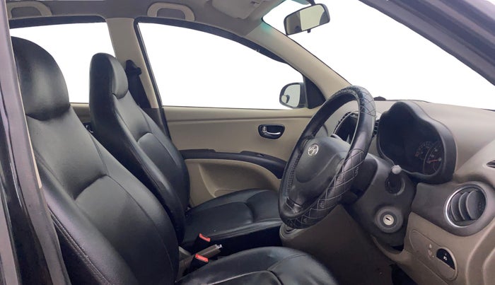 2013 Hyundai i10 SPORTZ 1.2 AT, Petrol, Automatic, 76,045 km, Right Side Front Door Cabin