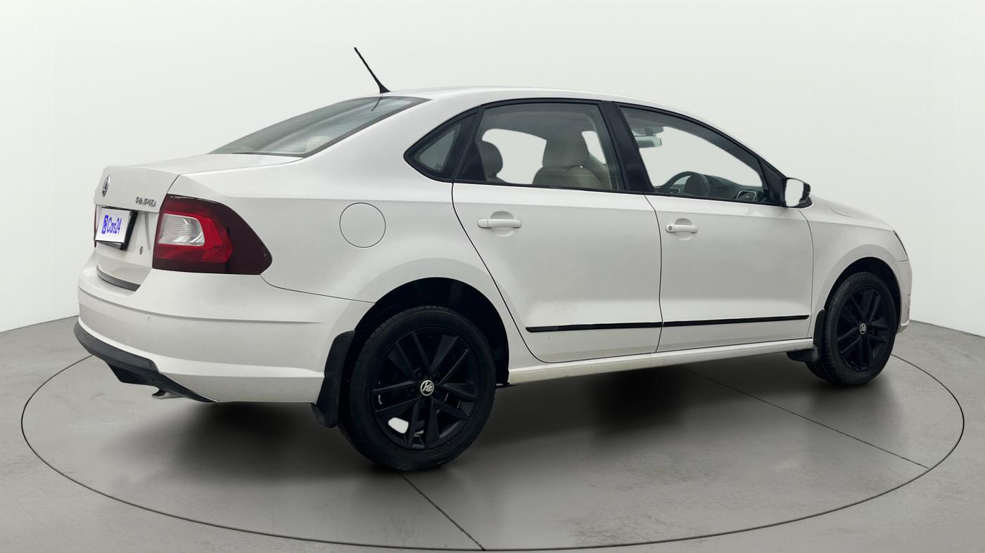2018 Skoda Rapid AMBITION 1.6 MPI MT, Petrol, Manual, 16,545 km, Right Back Diagonal