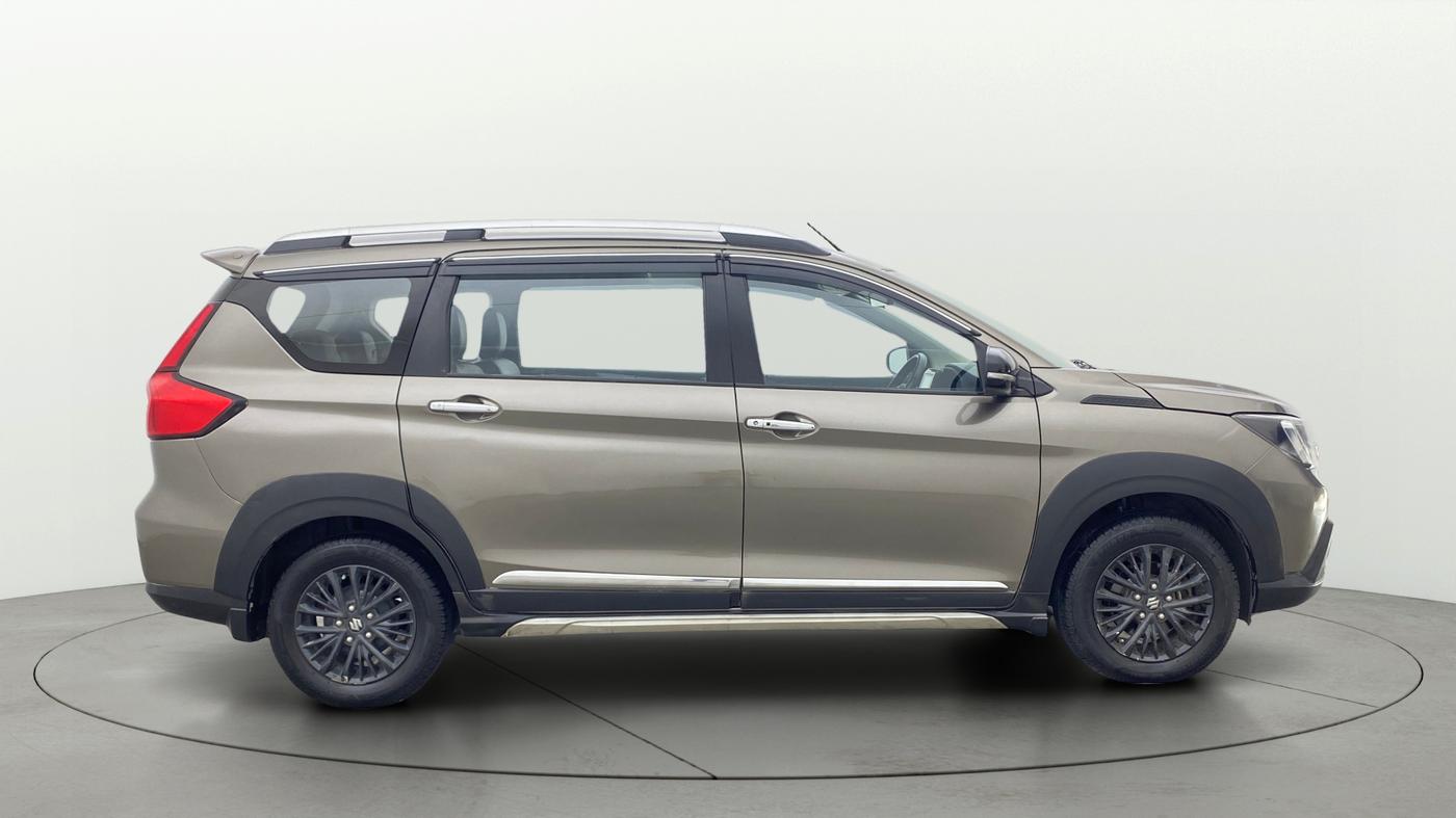 2021 Maruti XL6 ALPHA AT, Petrol, Automatic, 86,617 km, Right Side View