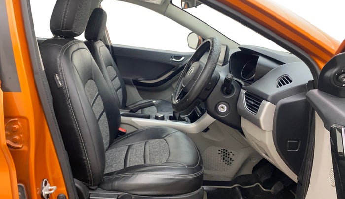 2018 Tata NEXON XZ PETROL, Petrol, Manual, 31,076 km, Right Side Front Door Cabin