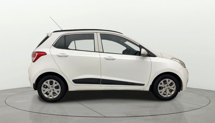 2016 Hyundai Grand i10 SPORTZ 1.1 CRDI, Diesel, Manual, 1,06,501 km, Right Side View