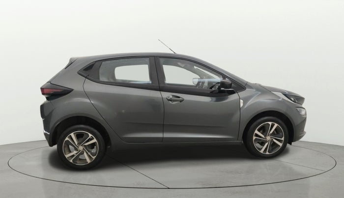 2022 Tata ALTROZ XZA, Petrol, Automatic, 30,142 km, Right Side View