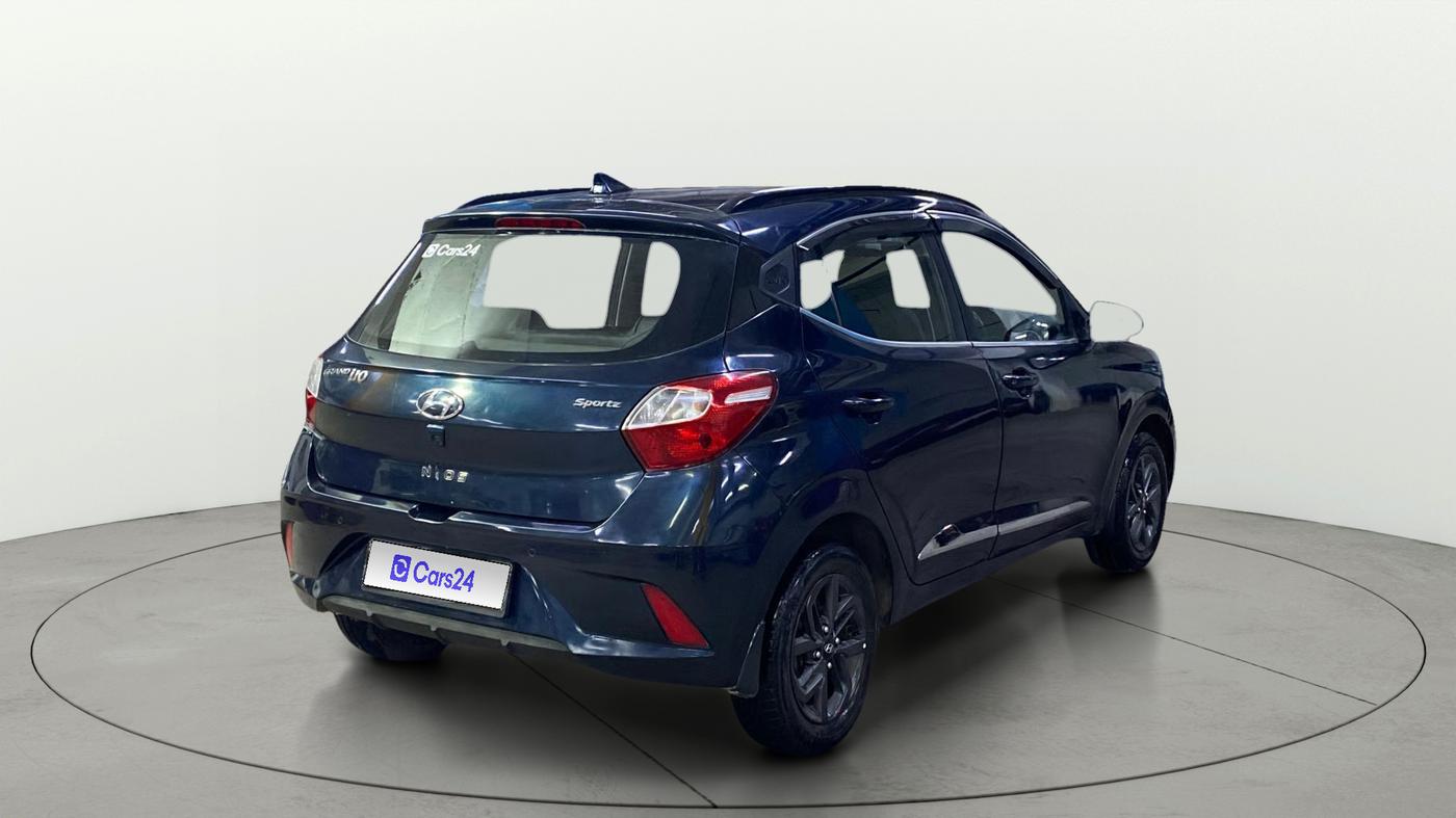 2021 Hyundai GRAND I10 NIOS SPORTZ AMT 1.2 KAPPA VTVT, Petrol, Automatic, 81,807 km, Right Back Diagonal