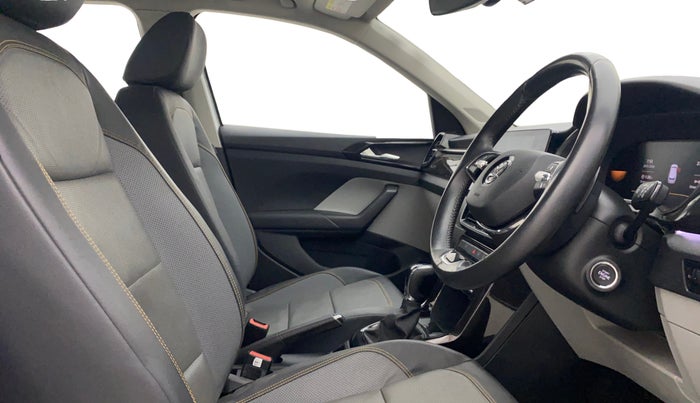 2022 Skoda KUSHAQ STYLE 1.5L TSI DSG, Petrol, Automatic, 27,752 km, Right Side Front Door Cabin