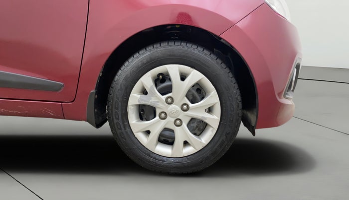 2015 Hyundai Grand i10 MAGNA 1.2 KAPPA VTVT, Petrol, Manual, 67,294 km, Right Front Wheel