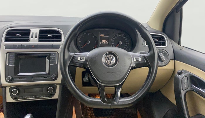 2016 Volkswagen Ameo HIGHLINE DSG 1.5 DIESEL , Diesel, Automatic, 64,960 km, Steering Wheel Close Up