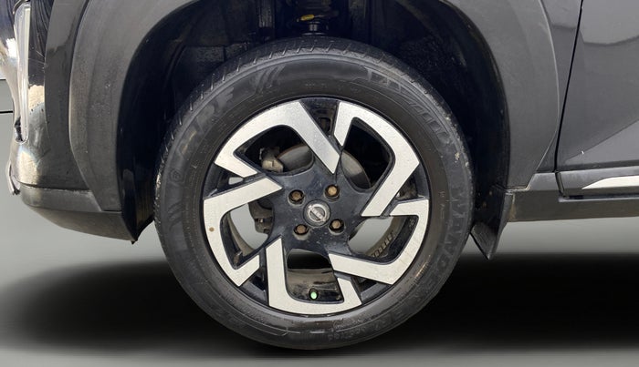 2022 Nissan MAGNITE XV MT, Petrol, Manual, 44,190 km, Left Front Wheel