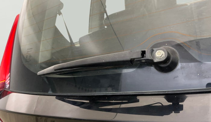 2020 Maruti XL6 ZETA MT, Petrol, Manual, 81,280 km, Rear Wiper