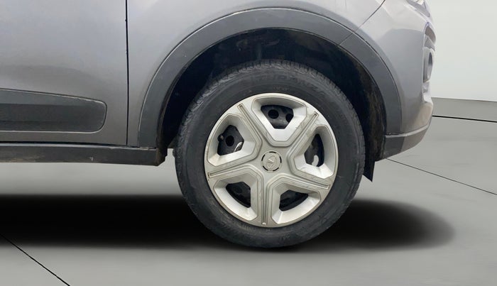 2021 Tata NEXON XMA SUNROOF PETROL, Petrol, Automatic, 62,616 km, Right Front Wheel