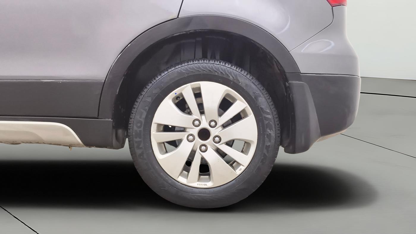 2015 Maruti S Cross ALPHA 1.6, Diesel, Manual, 54,852 km, Left Rear Wheel
