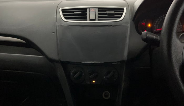2016 Maruti Swift LXI (O), Petrol, Manual, 41,287 km, Air Conditioner