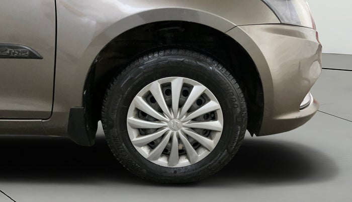 2016 Maruti Swift Dzire VDI, Diesel, Manual, 65,167 km, Right Front Wheel