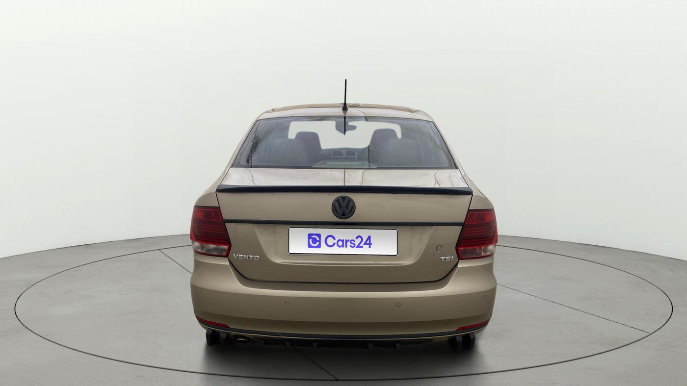 2016 Volkswagen Vento HIGHLINE PETROL AT, Petrol, Automatic, 59,101 km, Back/Rear