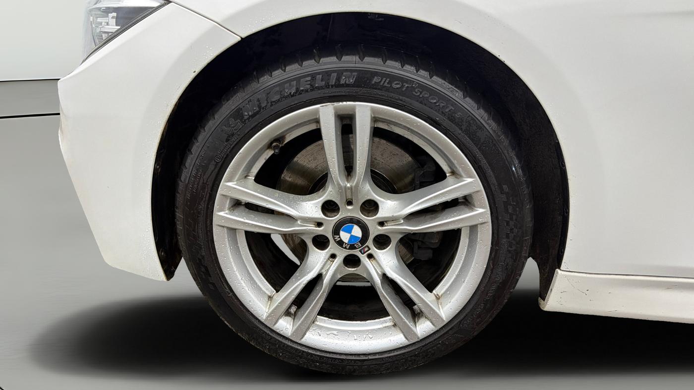 2018 BMW 3 Series 330i M Sport Shadow Edition, Petrol, Automatic, 24,128 km, Left Front Wheel