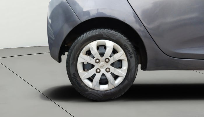 2017 Hyundai Eon MAGNA +, Petrol, Manual, 33,978 km, Right Rear Wheel