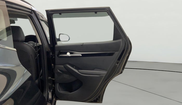 2020 KIA SELTOS HTX ANNIVERSARY EDITION 1.5 PETROL, Petrol, Manual, 27,844 km, RHS Rear Door