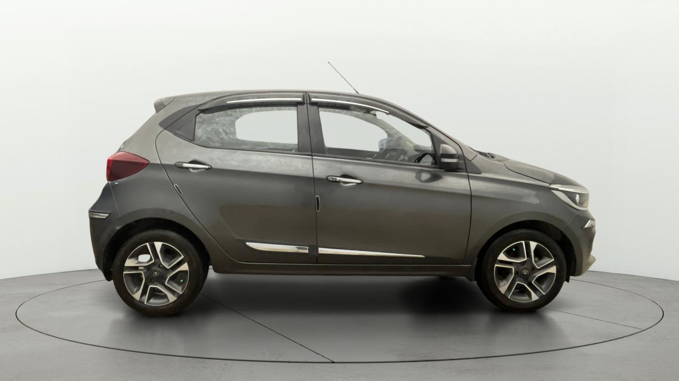 2023 Tata Tiago XZA PLUS PETROL, Petrol, Automatic, 9,447 km, Right Side View