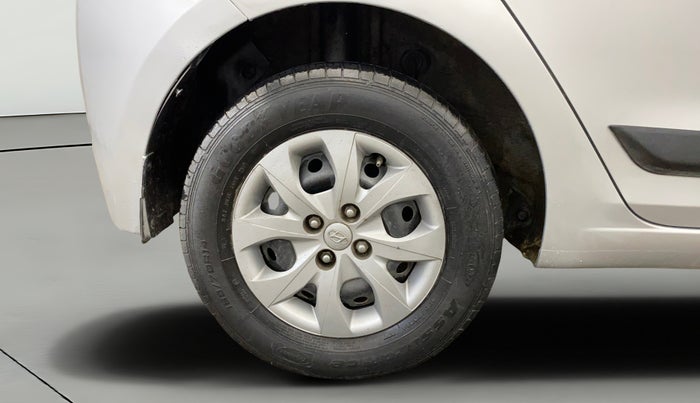 2017 Hyundai Elite i20 SPORTZ 1.2, Petrol, Manual, 42,150 km, Right Rear Wheel