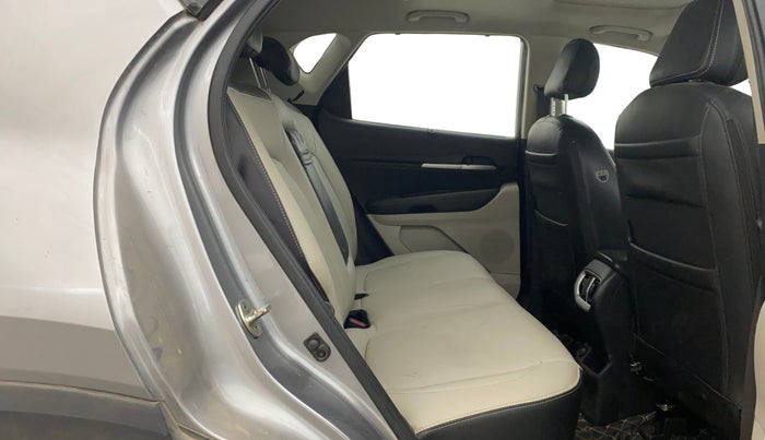 2022 KIA SONET HTX 1.0 IMT, Petrol, Manual, 79,993 km, Right Side Rear Door Cabin