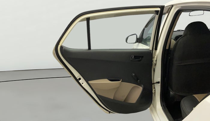 2015 Hyundai Grand i10 ERA 1.2 KAPPA VTVT, Petrol, Manual, 1,09,338 km, LHS Rear Door