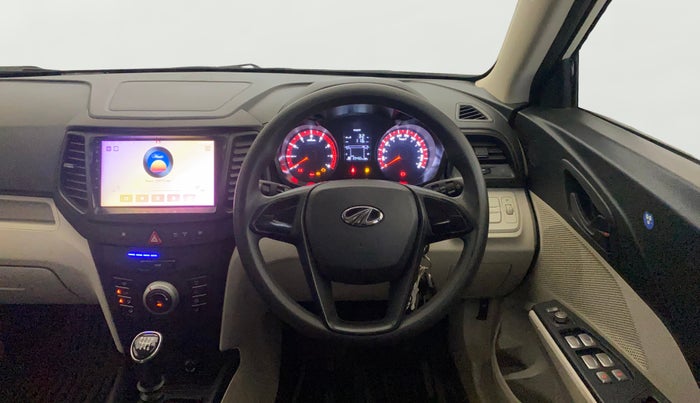 2021 Mahindra XUV300 W4 1.2 PETROL, Petrol, Manual, 29,450 km, Steering Wheel Close Up