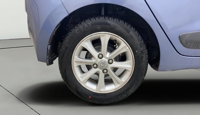 2015 Hyundai Grand i10 ASTA 1.1 CRDI, Diesel, Manual, 1,33,575 km, Right Rear Wheel