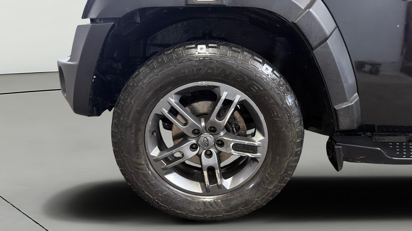 2021 Mahindra Thar LX PETROL HT 4WD AT, Petrol, Automatic, 52,617 km, Left Front Wheel