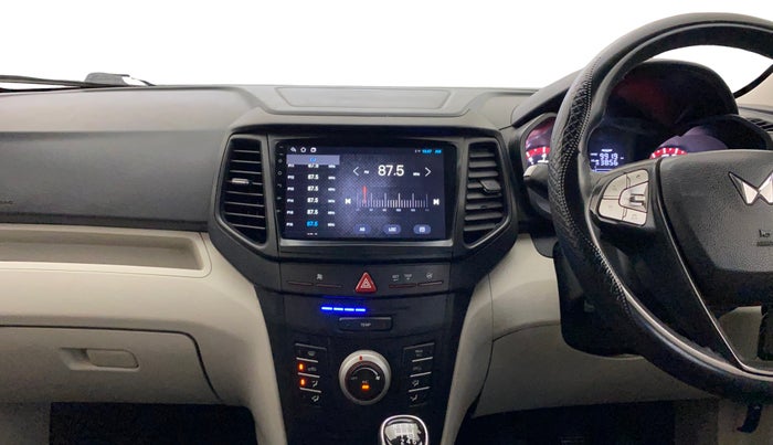 2023 Mahindra XUV300 W4 1.2 PETROL, Petrol, Manual, 52,472 km, Air Conditioner