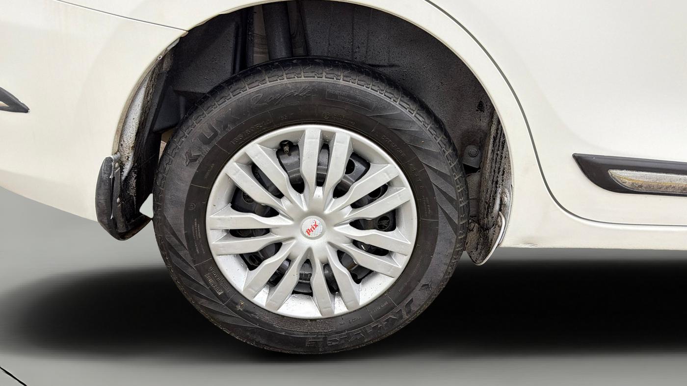 2021 Maruti Dzire VXI, Petrol, Manual, 59,299 km, Right Rear Wheel