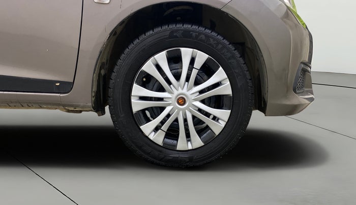 2014 Honda Mobilio 1.5L I-VTEC S, Petrol, Manual, 79,192 km, Right Front Wheel