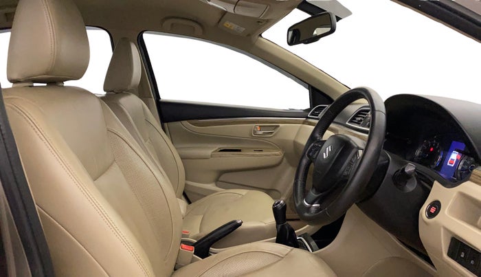 2018 Maruti Ciaz ALPHA 1.5 SHVS PETROL, Petrol, Manual, 64,532 km, Right Side Front Door Cabin