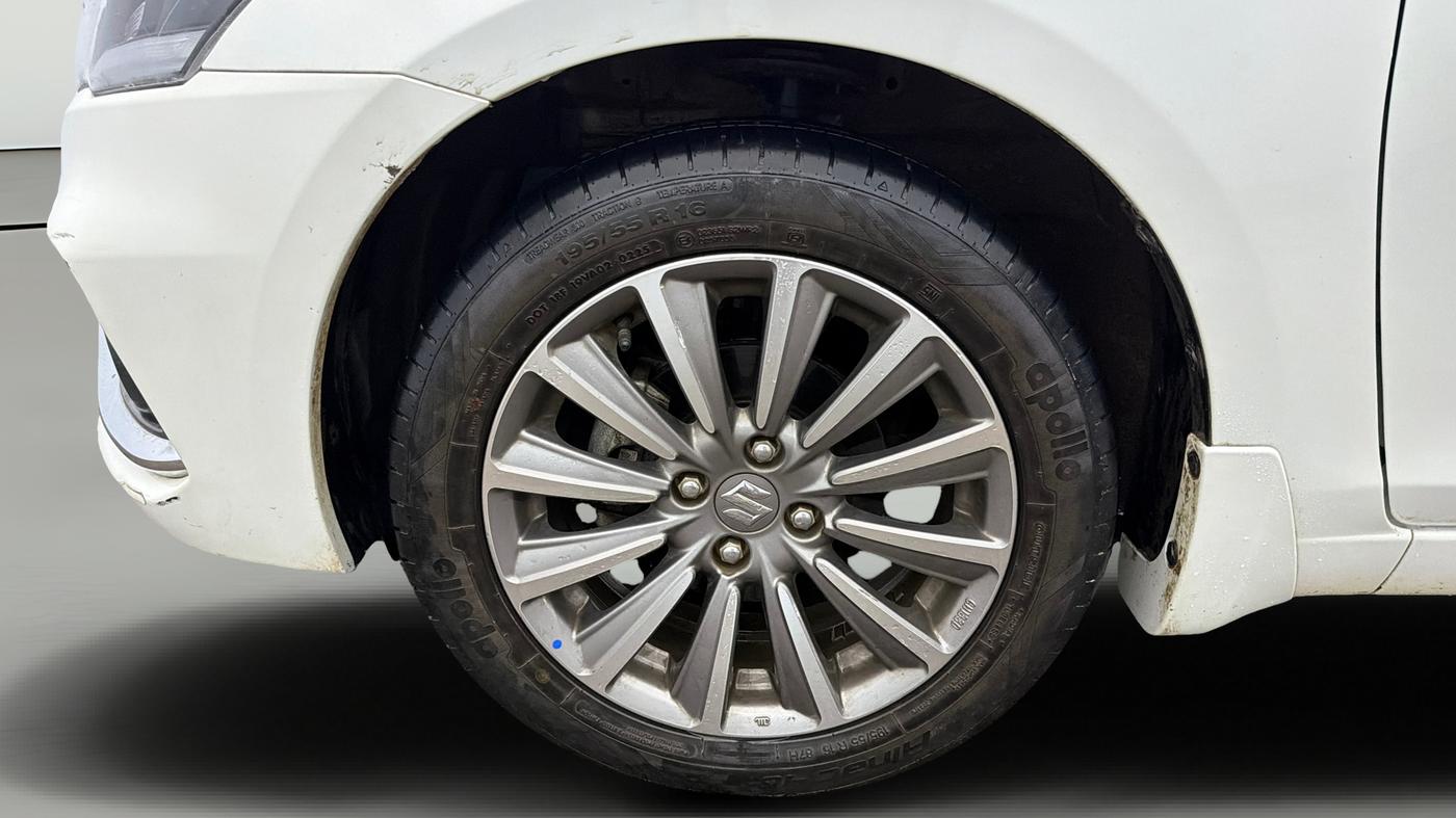 2025 Maruti Ciaz ALPHA  AT 1.5 SHVS PETROL, Petrol, Automatic, 5,025 km, Left Front Wheel
