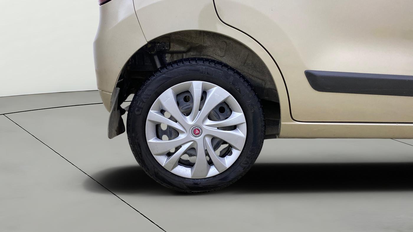 2013 Maruti Wagon R 1.0 VXI, Petrol, Manual, 1,31,557 km, Right Rear Wheel