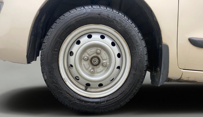2013 Maruti Wagon R 1.0 LXI, Petrol, Manual, 62,223 km, Left Front Wheel