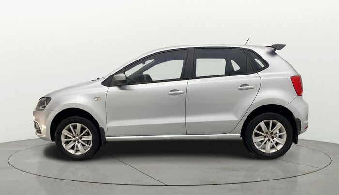 2015 Volkswagen Polo HIGHLINE1.2L, Petrol, Manual, 1,05,657 km, Left Side