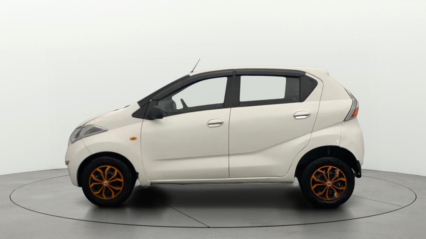 2017 Datsun Go T, Petrol, Manual, 34,567 km, Left Side
