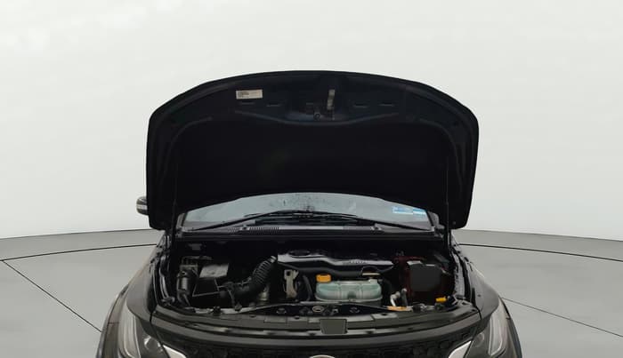 2019 Tata Hexa XTA 4X2 7 STR, Diesel, Automatic, 46,801 km, Open Bonet
