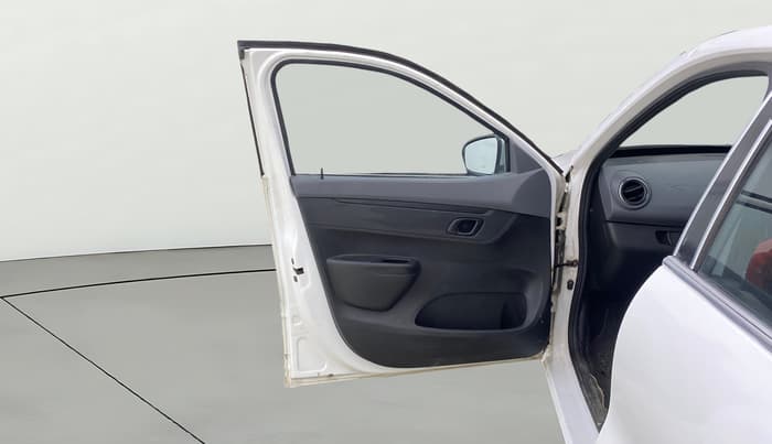 2022 Renault Kwid RXT 1.0 AMT (O), Petrol, Automatic, 54,878 km, LHS Front Door