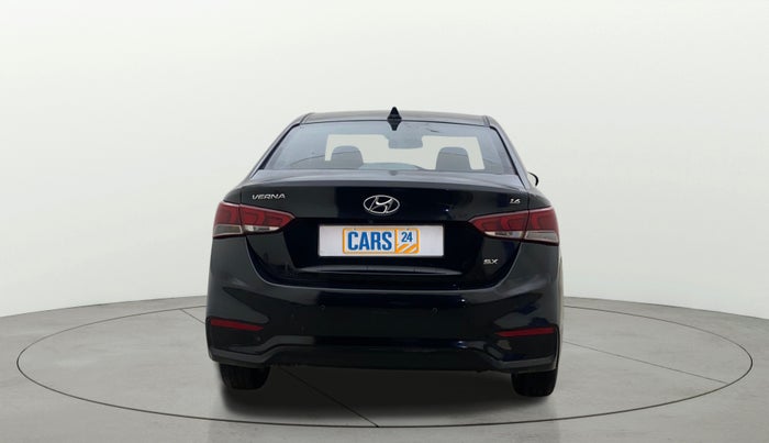 2018 Hyundai Verna 1.6 VTVT SX, Petrol, Manual, 95,503 km, Back/Rear