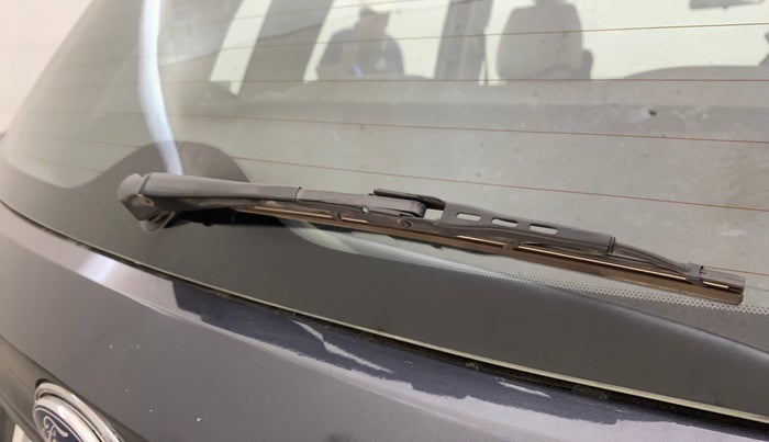 2012 Ford Figo TITANIUM 1.2 PETROL, Petrol, Manual, 67,486 km, Rear Wiper