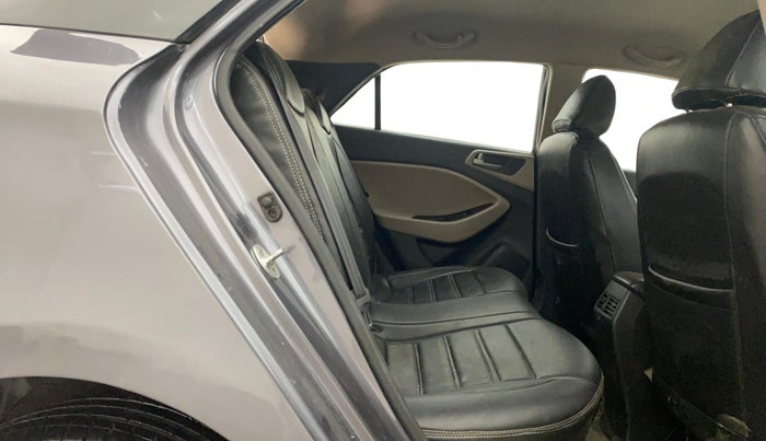 2015 Hyundai Elite i20 MAGNA 1.2, Petrol, Manual, 82,602 km, Right Side Rear Door Cabin