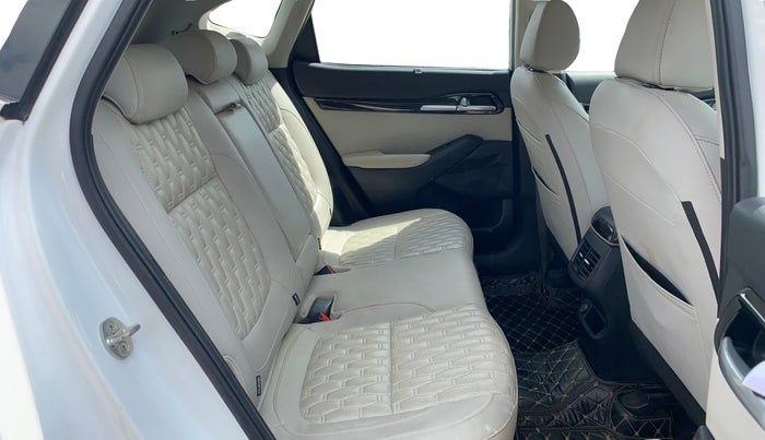 2021 KIA SELTOS HTX 1.5 PETROL, Petrol, Manual, 37,381 km, Right Side Rear Door Cabin