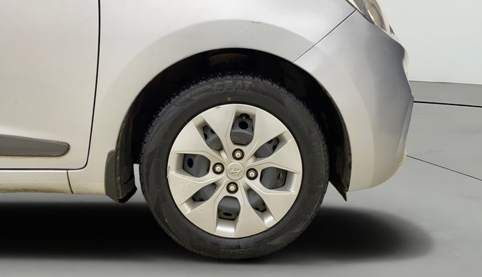 2019 Hyundai Xcent S 1.2, Petrol, Manual, 33,914 km, Right Front Wheel