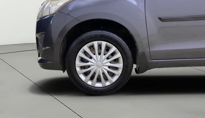 2015 Maruti Ertiga VXI CNG, CNG, Manual, 1,27,916 km, Left Front Wheel