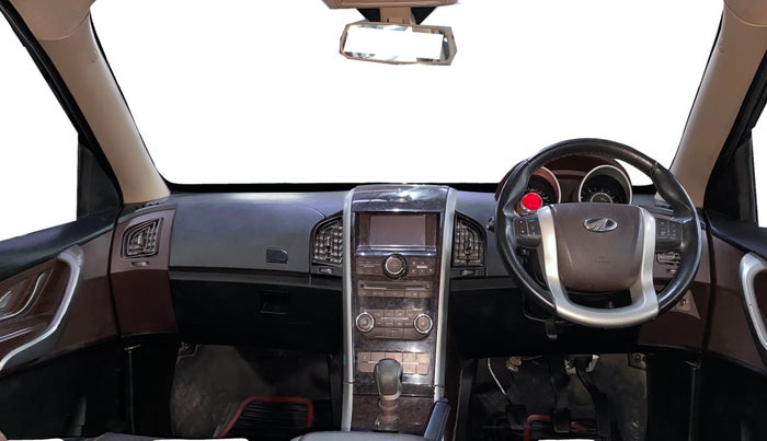 2013 Mahindra XUV500 W8, Diesel, Manual, 76,418 km, Dashboard