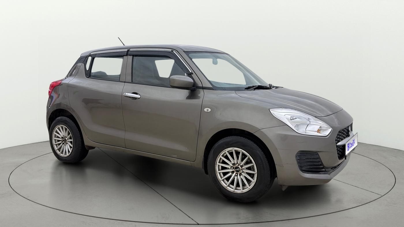 2024 Maruti Swift LXi, Petrol, Manual, 32,220 km, Right Front Diagonal