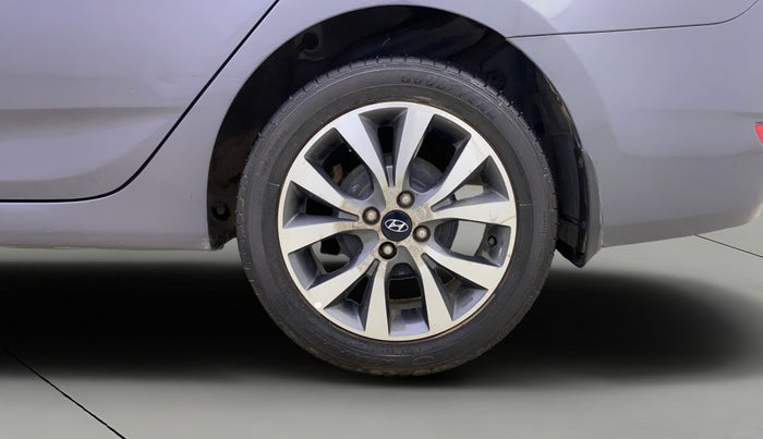 2016 Hyundai Verna 1.6 VTVT SX AT, Petrol, Automatic, 75,781 km, Left Rear Wheel