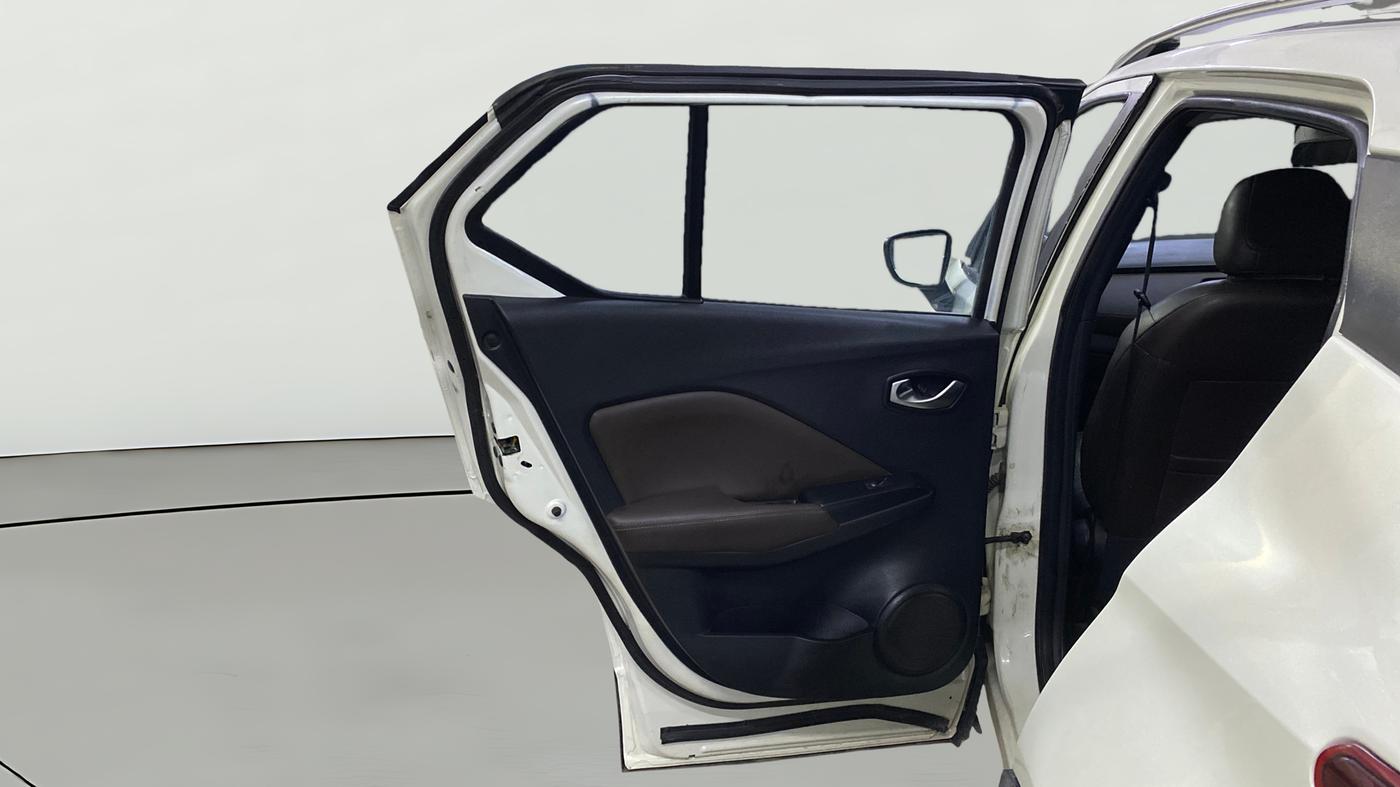 2019 Nissan Kicks XV DIESEL, Diesel, Manual, 1,11,329 km, LHS Rear Door