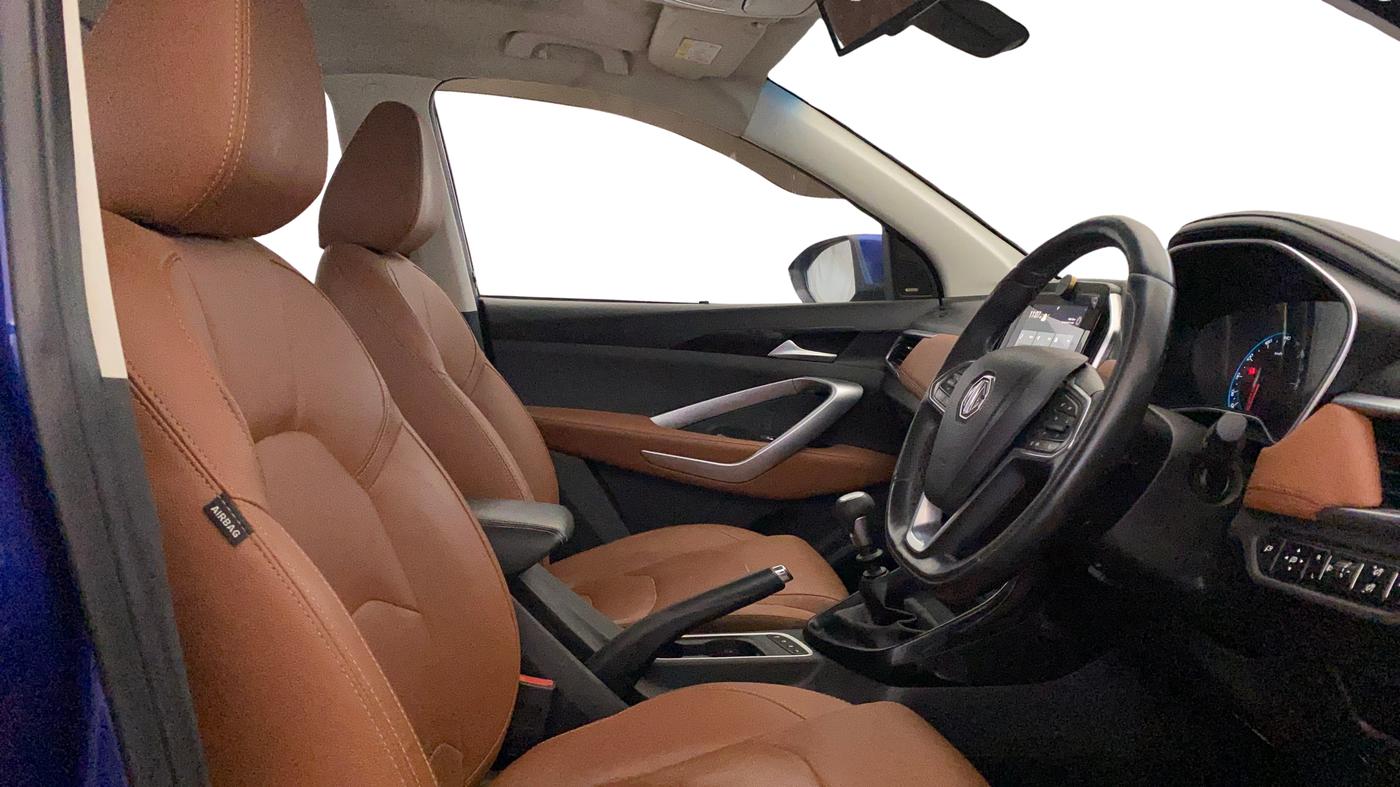 2020 MG HECTOR PLUS SHARP 1.5 PETROL TURBO HYBRID MT 6-STR, Petrol, Manual, 70,261 km, Right Side Front Door Cabin